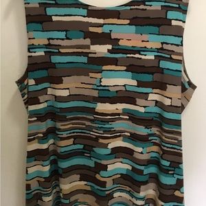 Multi colored tunic in light green, beige and brown.